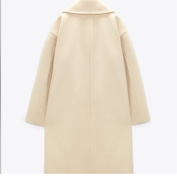 Zara Oversized Vanilla Cream Coat - Picture 3 of 12